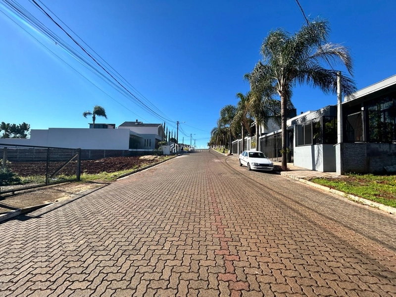 TERRENO: 2ª foto da galeria de imagens do imóvel