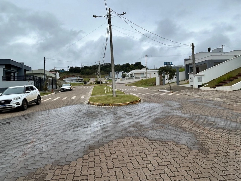 TERRENO: 3ª foto da galeria de imagens do imóvel