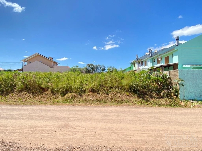 TERRENO: 1ª foto da galeria de imagens do imóvel