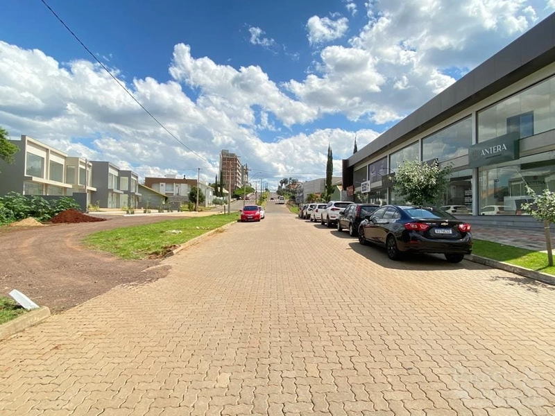 TERRENO COMERCIAL: 2ª foto da galeria de imagens do imóvel
