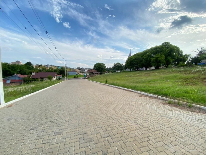Terreno: 3ª foto da galeria de imagens do imóvel