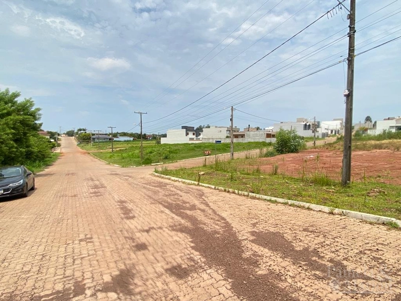 TERRENO: 2ª foto da galeria de imagens do imóvel