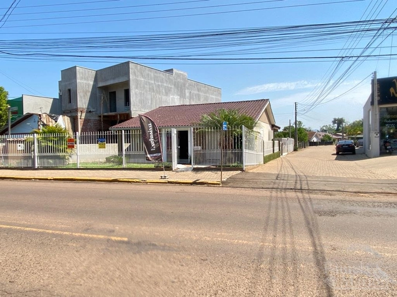 TERRENO COMERCIAL: 1ª foto da galeria de imagens do imóvel