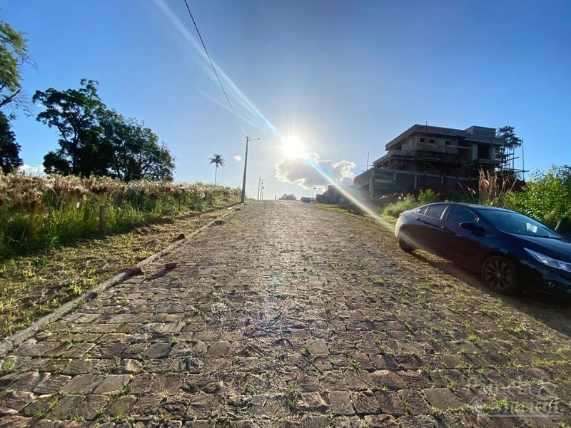 TERRENO: 2ª foto da galeria de imagens do imóvel