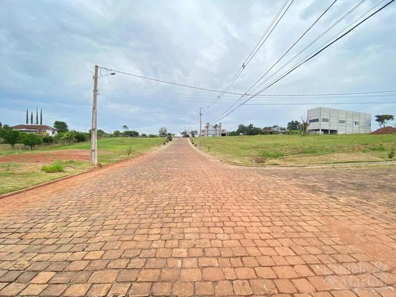 TERRENO COMERCIAL: 2ª foto da galeria de imagens do imóvel