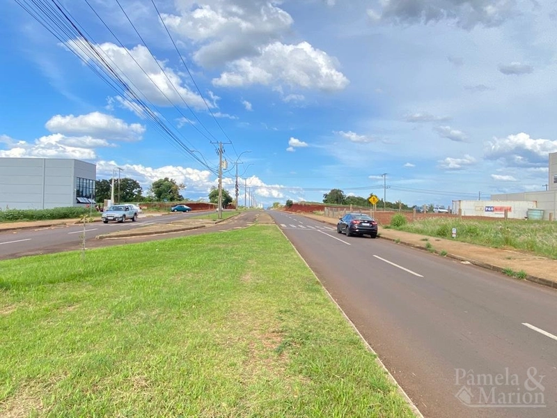 TERRENO COMERCIAL: 3ª foto da galeria de imagens do imóvel