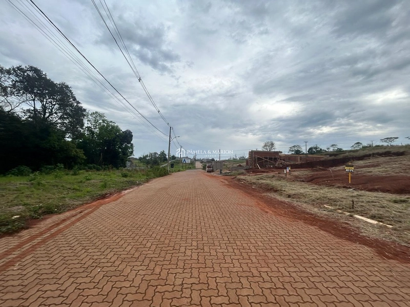 TERRENO: 2ª foto da galeria de imagens do imóvel