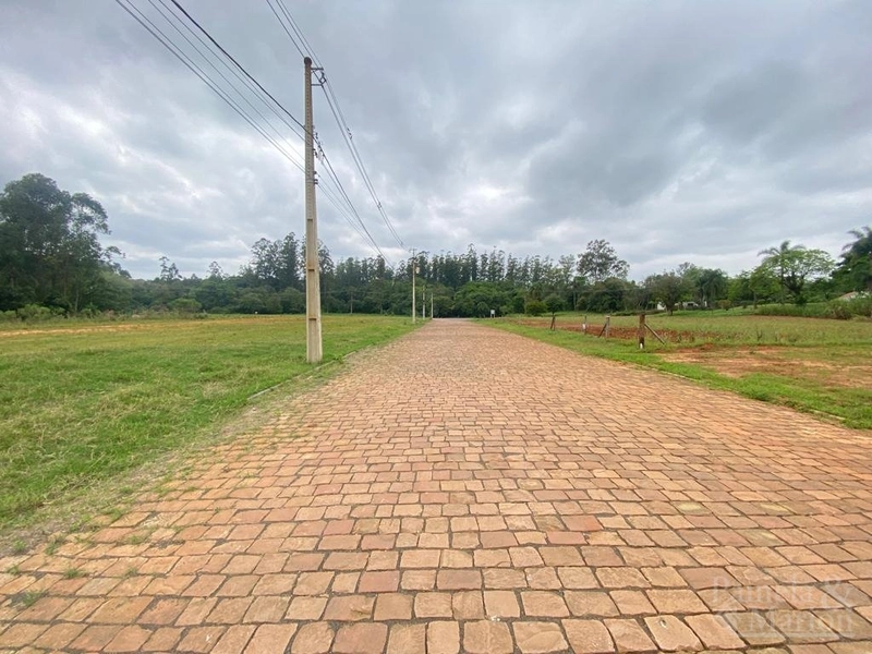 TERRENO: 2ª foto da galeria de imagens do imóvel