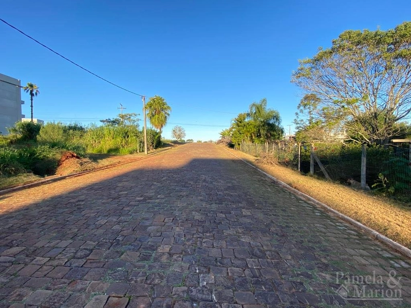 TERRENO: 3ª foto da galeria de imagens do imóvel
