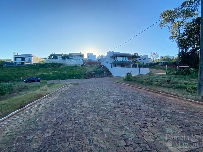 TERRENO: 2ª foto da galeria de imagens do imóvel