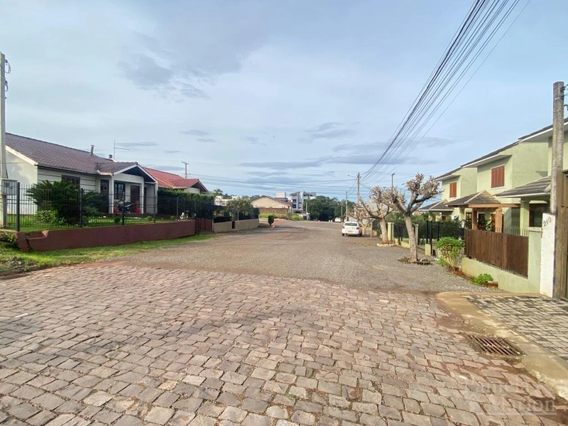 TERRENO: 3ª foto da galeria de imagens do imóvel