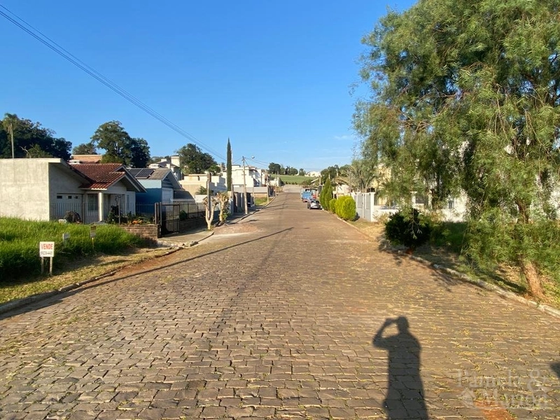 TERRENO: 2ª foto da galeria de imagens do imóvel