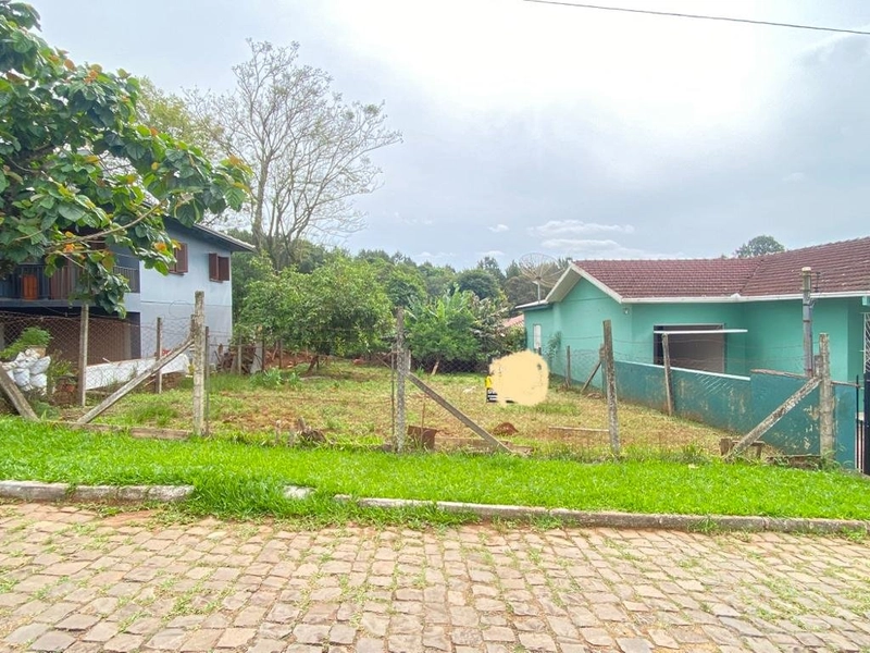 TERRENO: 1ª foto da galeria de imagens do imóvel