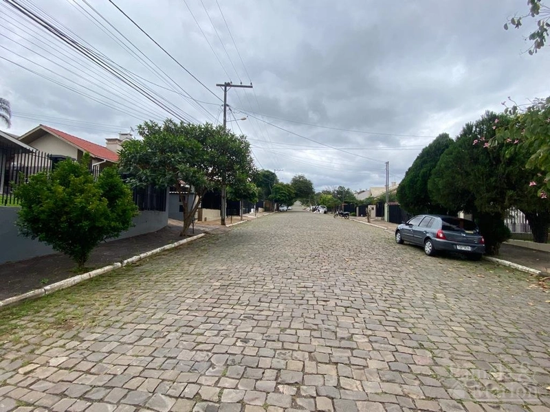 TERRENO: 3ª foto da galeria de imagens do imóvel