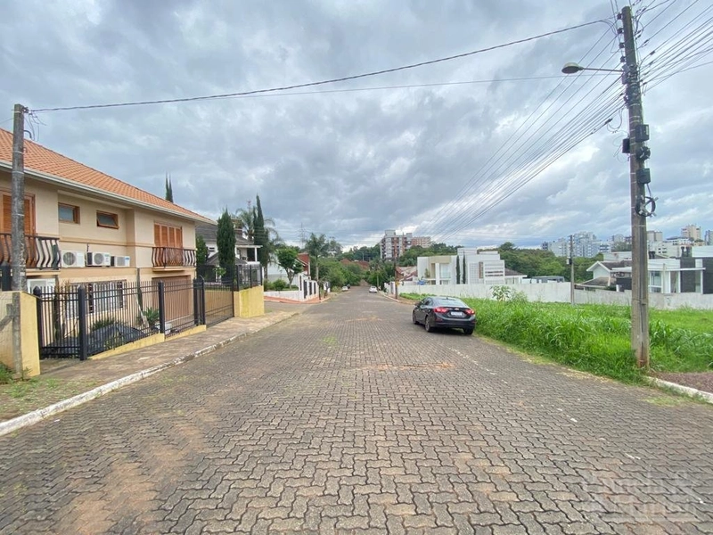 TERRENO: 2ª foto da galeria de imagens do imóvel