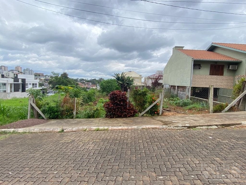 TERRENO: 1ª foto da galeria de imagens do imóvel