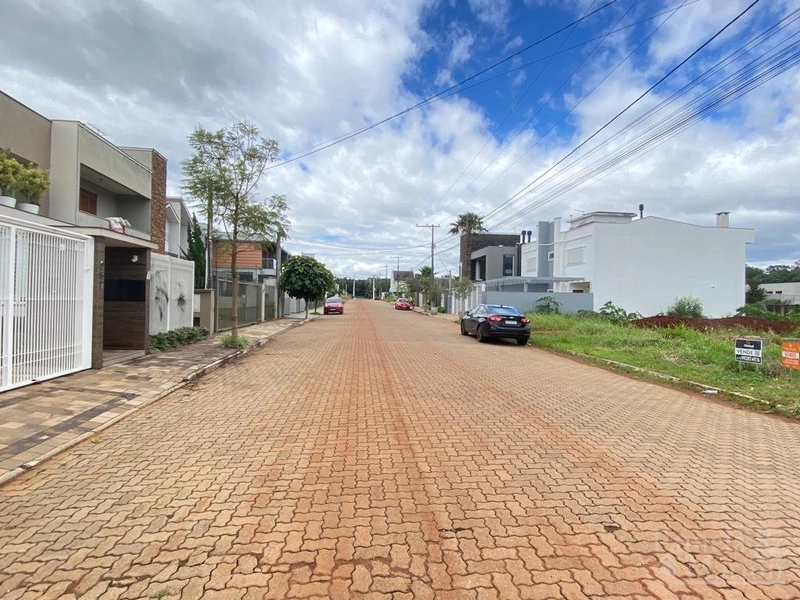 TERRENO: 3ª foto da galeria de imagens do imóvel