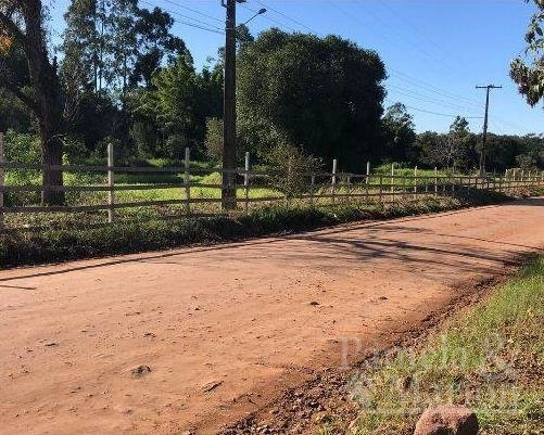 ÁREA DE TERRA: 1ª foto da galeria de imagens do imóvel