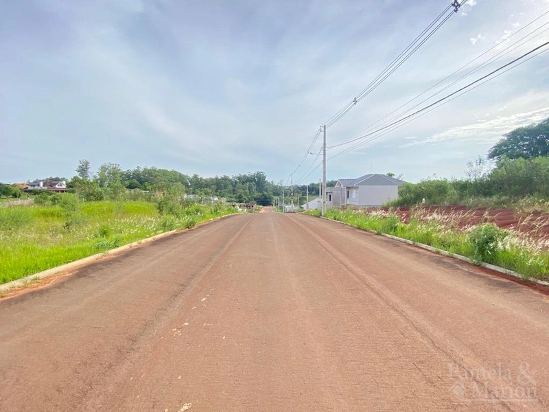 TERRENO: 2ª foto da galeria de imagens do imóvel
