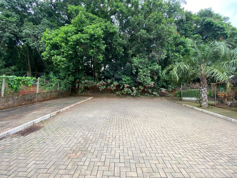 TERRENO: 2ª foto da galeria de imagens do imóvel