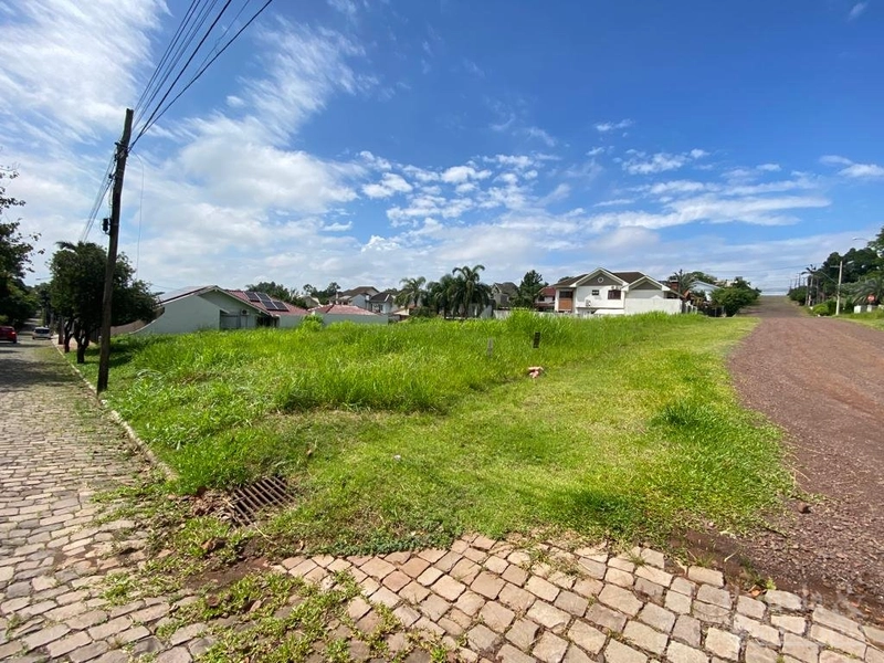 TERRENO: 1ª foto da galeria de imagens do imóvel