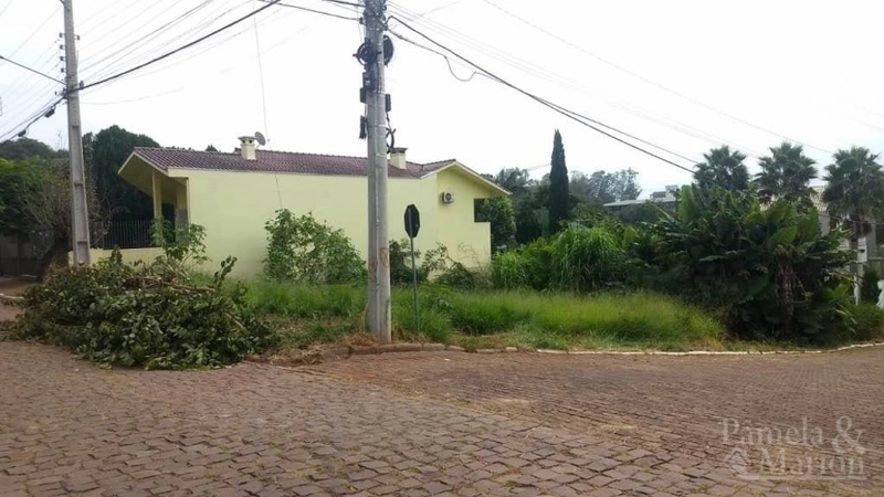 TERRENO: 1ª foto da galeria de imagens do imóvel