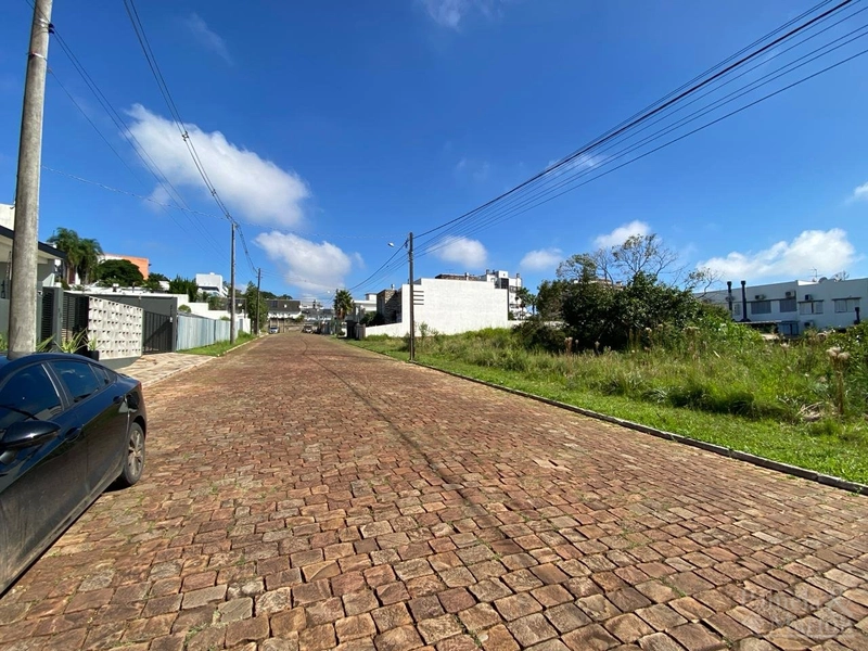 TERRENO: 3ª foto da galeria de imagens do imóvel