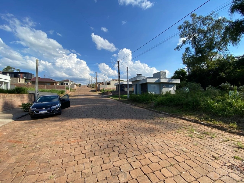 TERRENO: 2ª foto da galeria de imagens do imóvel