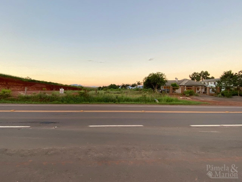 TERRENO COMERCIAL: 1ª foto da galeria de imagens do imóvel