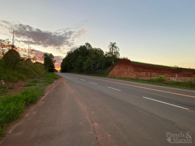 TERRENO COMERCIAL: 2ª foto da galeria de imagens do imóvel