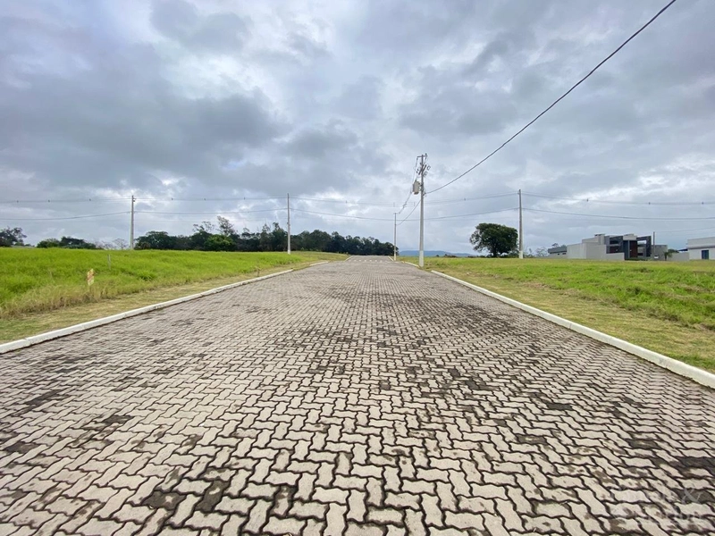 TERRENO: 2ª foto da galeria de imagens do imóvel