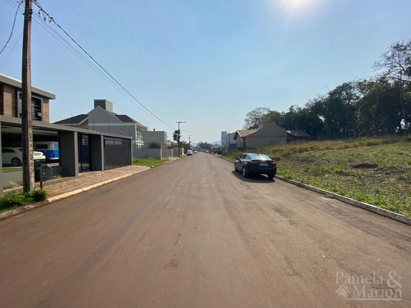 TERRENO: 3ª foto da galeria de imagens do imóvel