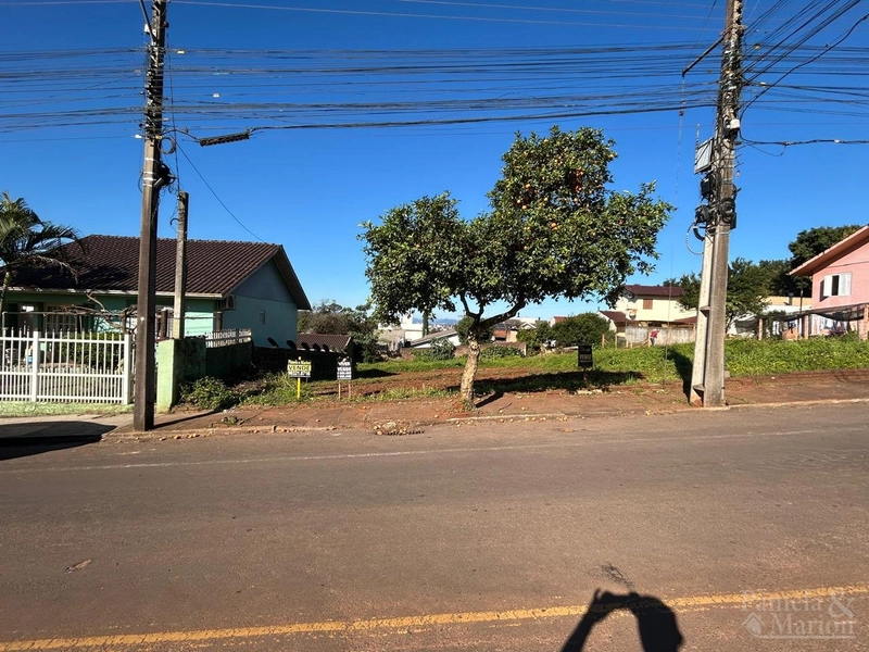 TERRENO: 1ª foto da galeria de imagens do imóvel
