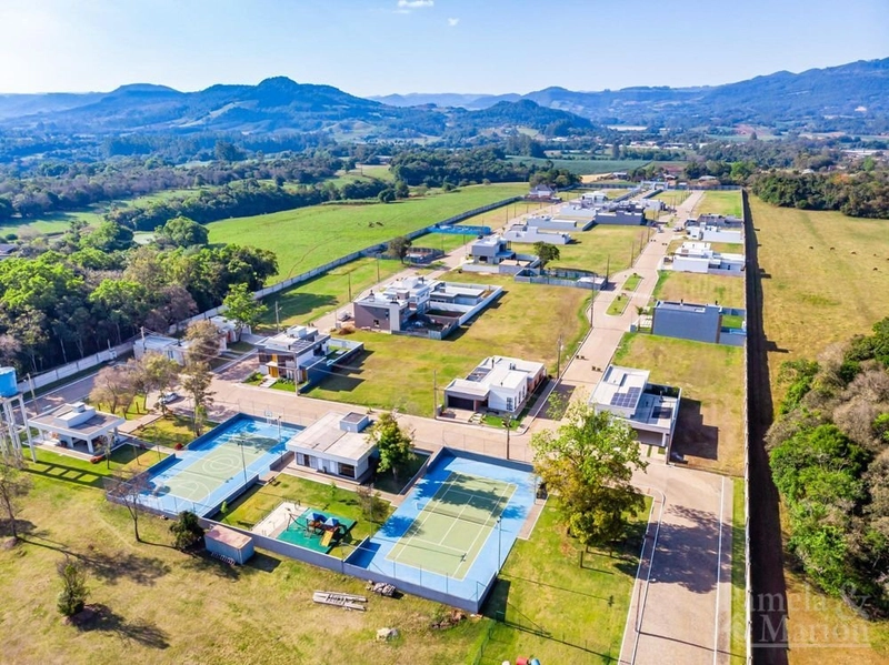 TERRENO: 4ª foto da galeria de imagens do imóvel