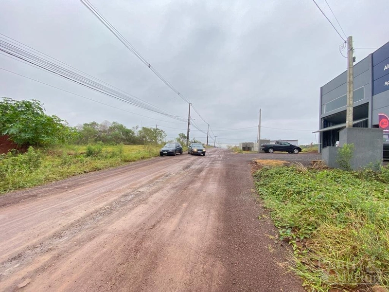 TERRENO COMERCIAL: 3ª foto da galeria de imagens do imóvel