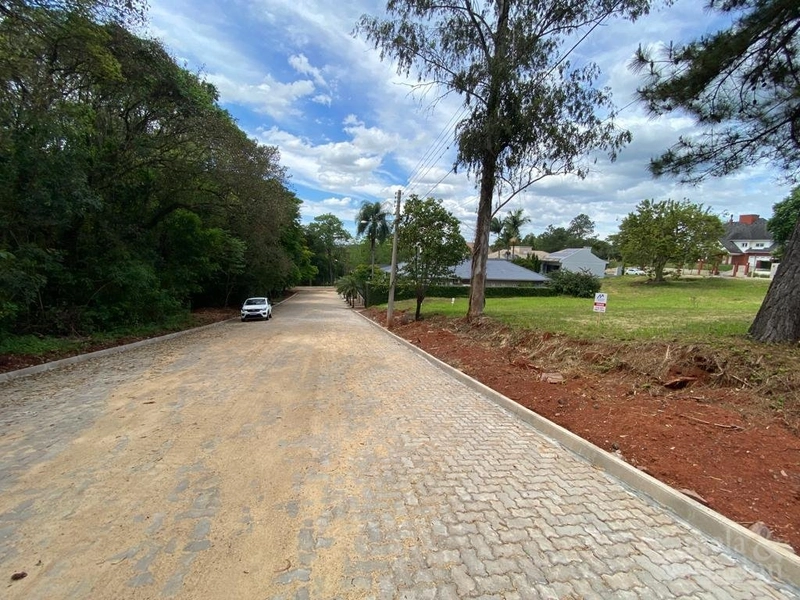 TERRENO: 2ª foto da galeria de imagens do imóvel