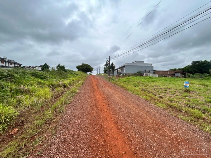 TERRENO: 3ª foto da galeria de imagens do imóvel