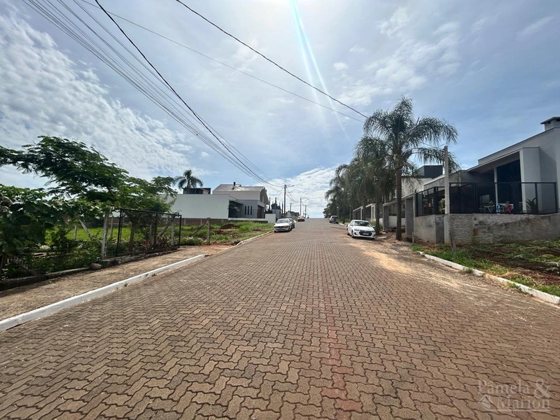 TERRENO: 3ª foto da galeria de imagens do imóvel