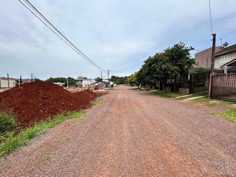 TERRENO: 2ª foto da galeria de imagens do imóvel