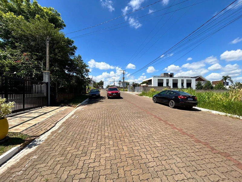 TERRENO: 3ª foto da galeria de imagens do imóvel