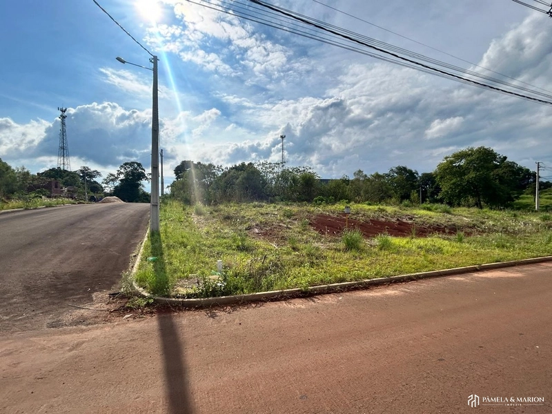 TERRENO: 1ª foto da galeria de imagens do imóvel