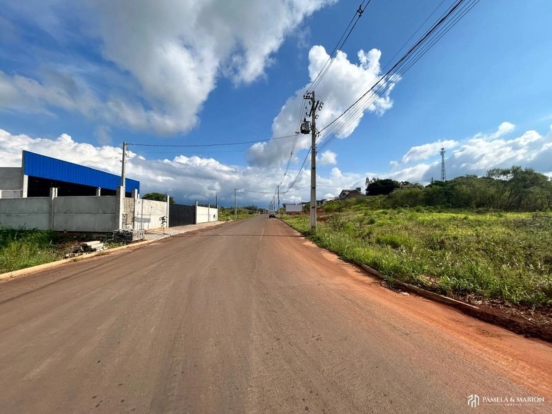 TERRENO COMERCIAL: 2ª foto da galeria de imagens do imóvel