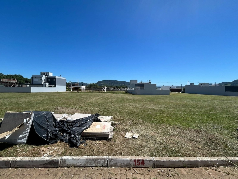 TERRENO: 1ª foto da galeria de imagens do imóvel