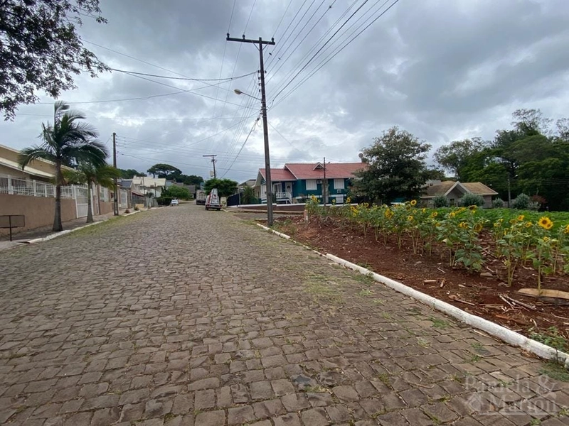 TERRENO: 3ª foto da galeria de imagens do imóvel