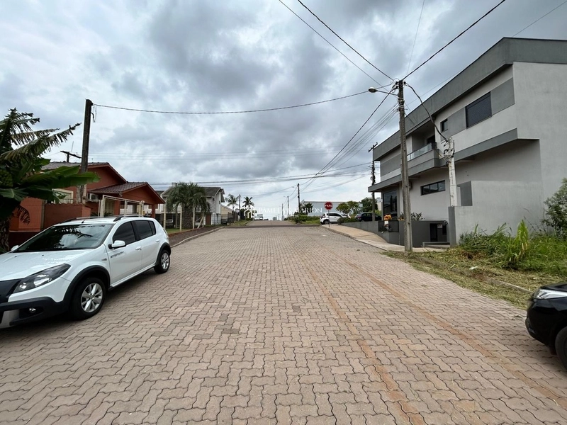 TERRENO: 2ª foto da galeria de imagens do imóvel