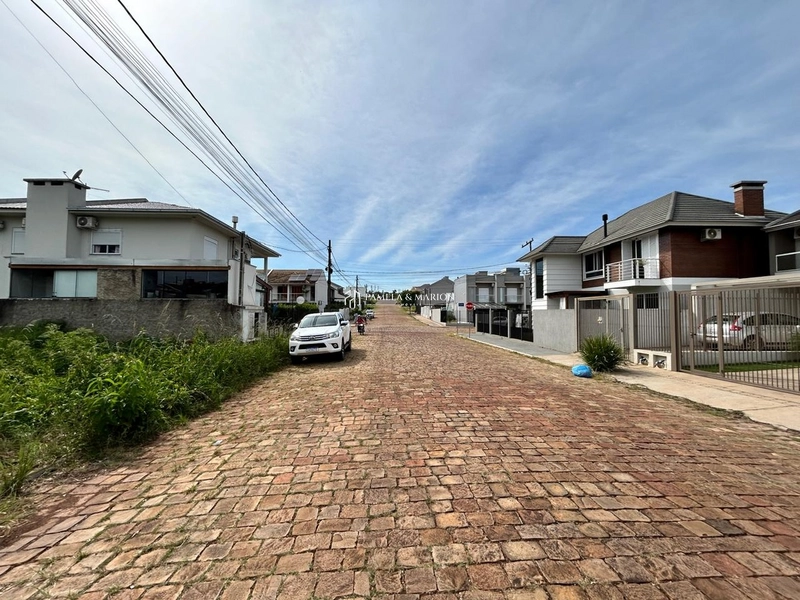 TERRENO: 2ª foto da galeria de imagens do imóvel