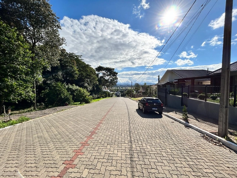 TERRENO: 2ª foto da galeria de imagens do imóvel