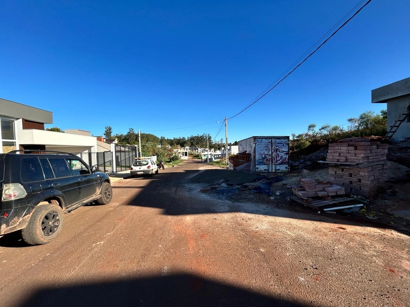 TERRENO: 2ª foto da galeria de imagens do imóvel