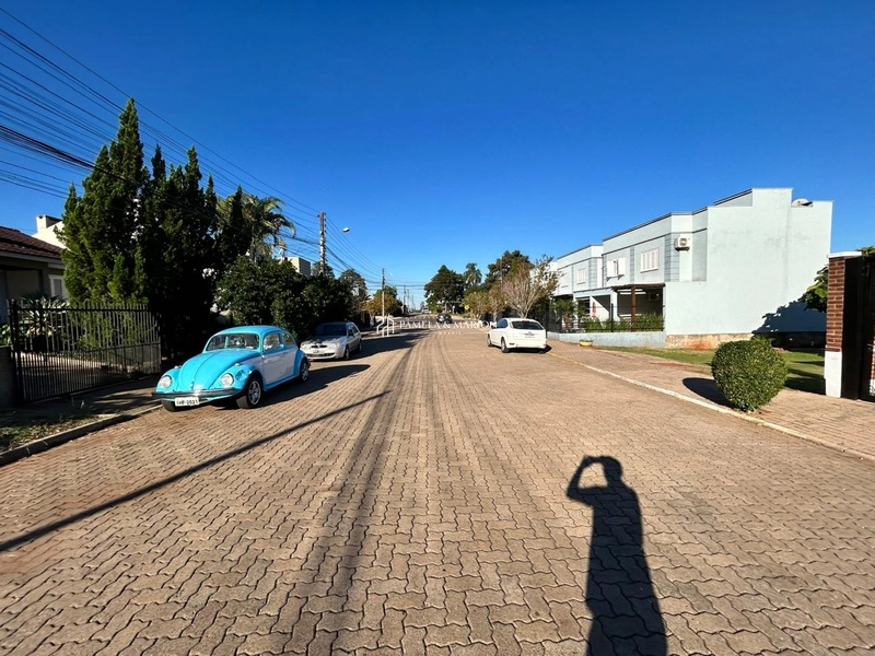 TERRENO: 2ª foto da galeria de imagens do imóvel