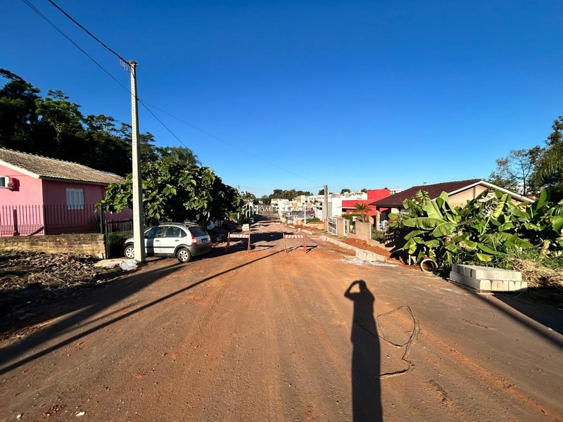 TERRENO: 2ª foto da galeria de imagens do imóvel